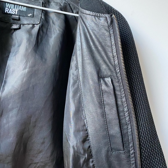 Women’s bomber - Picture 3 of 5